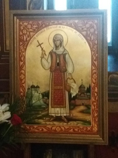 Sfanta Filofteia in costum national4